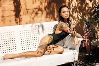 Levy Tran feet photo 19