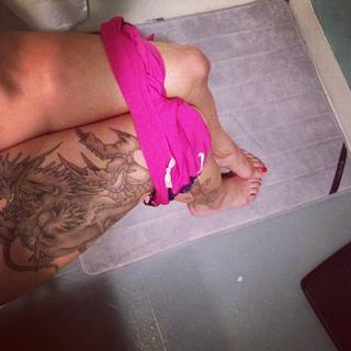 Levy Tran feet photo 13