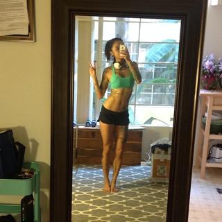 Levy Tran feet photo 7