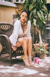 Levy Tran feet photo 13