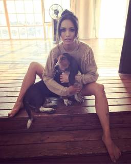 Levy Tran feet photo 7