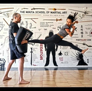 Levy Tran feet photo 20