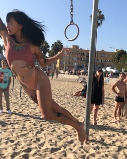 Levy Tran feet photo 16