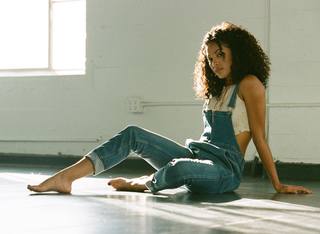 Lex Scott Davis feet photo 9