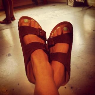 Lexa Doig feet photo thumbnail