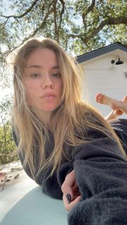 Lexee Smith feet photo 16