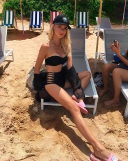 Lexi Atkins feet photo 10