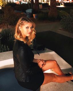 Lexi DiBenedetto feet photo 3