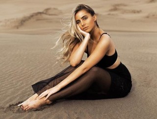 Lexi Hensler feet photo 7