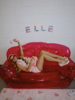 Lexi Hensler feet photo 1