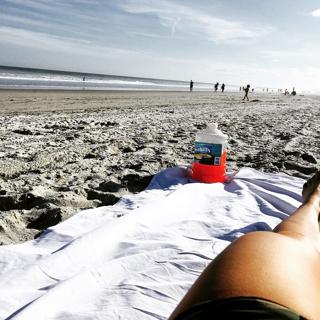 Lexi Kaufman feet photo thumbnail