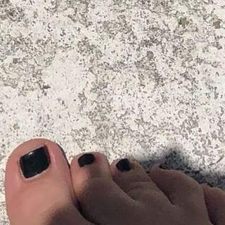 Lexi Kaufman feet photo thumbnail