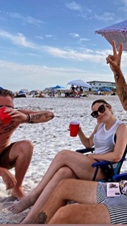 Lexi Kaufman feet photo thumbnail