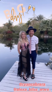 Lexi Kaufman feet photo thumbnail