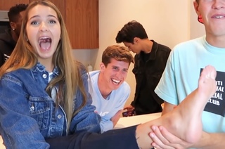Lexi Rivera feet photo thumbnail