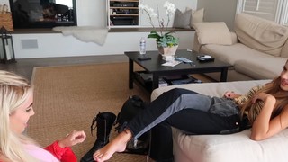 Lexi Rivera feet photo thumbnail