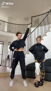 Lexi Rivera feet photo thumbnail