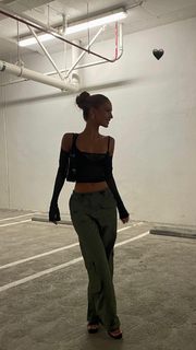 Lexi Rivera feet photo thumbnail