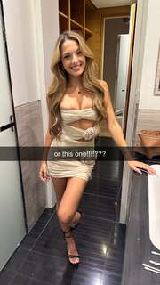 Lexi Rivera feet photo thumbnail