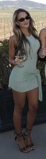 Lexi Rivera feet photo thumbnail