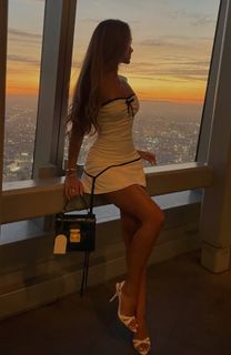 Lexi Rivera feet photo thumbnail