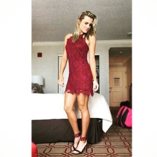 Lexi Thompson feet photo thumbnail