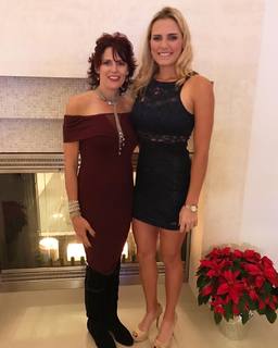 Lexi Thompson feet photo thumbnail