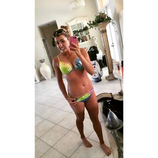 Lexi Thompson feet photo thumbnail