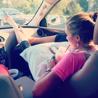 Lexi Thompson feet photo thumbnail