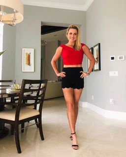 Lexi Thompson feet photo thumbnail