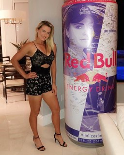 Lexi Thompson feet photo thumbnail