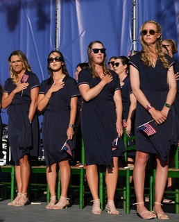 Lexi Thompson feet photo thumbnail