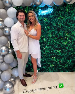 Lexi Thompson feet photo thumbnail