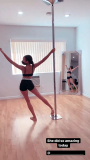 Lexi Underwood feet photo 6