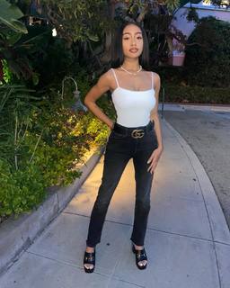 Lexi Underwood feet photo 5