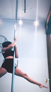 Lexi Underwood feet photo 4