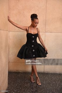 Lexi Underwood feet photo 8