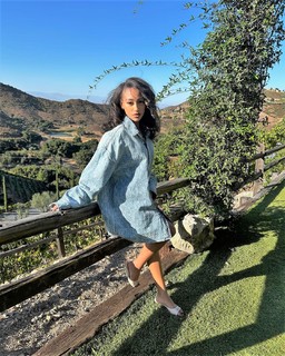 Lexi Underwood feet photo 11