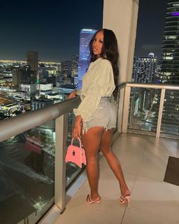Lexie Brown feet photo 16