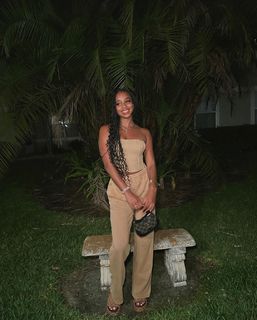 Lexie Brown feet photo 4