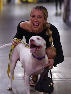 Lexie Hull feet photo thumbnail