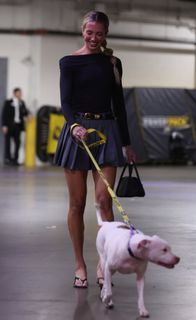 Lexie Hull feet photo thumbnail