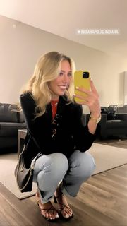 Lexie Hull feet photo 18