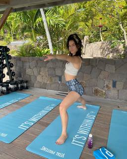 Lexy Panterra feet photo thumbnail