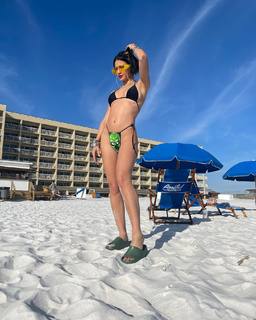 Lexy Panterra feet photo thumbnail