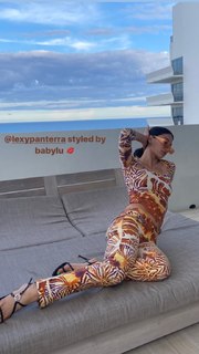 Lexy Panterra feet photo thumbnail