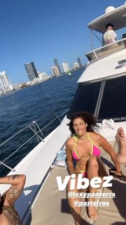 Lexy Panterra feet photo thumbnail