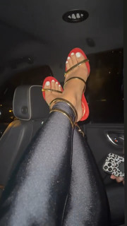 Lexy Panterra feet photo thumbnail