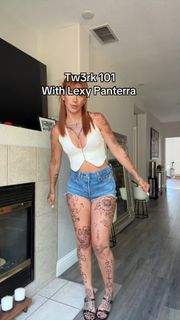 Lexy Panterra feet photo thumbnail