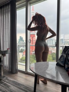 Lexy Panterra feet photo thumbnail